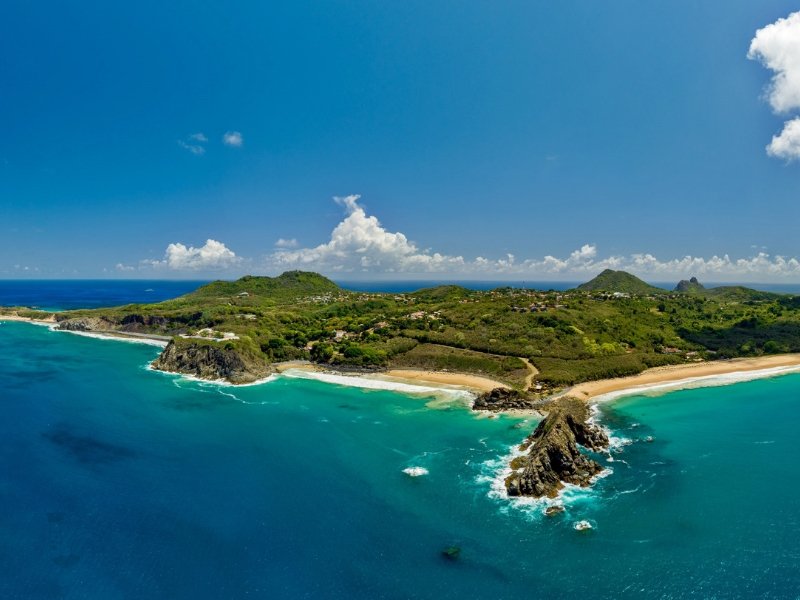 Guia Essencial: As Praias Paradisíacas do Nordeste Brasileiro 2 Fernando de Noronha