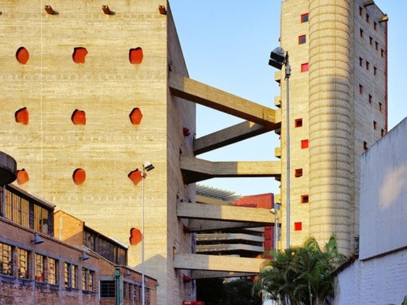 A Evolução da Arquitetura Brasileira: Das Raízes Coloniais às Inovações Contemporâneas 3 Evolução da Arquitetura Brasileira