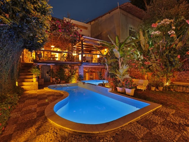 Onde Ficar em Olinda: Guia Completo das Melhores Pousadas e Bairros para Viver a História de Pernambuco 3 Onde Ficar em Olinda - Pousada Amparo