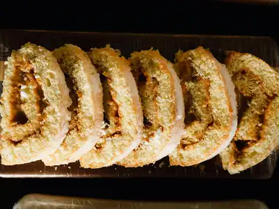 Bolo de Rolo: A História, a Receita e a Alma do Patrimônio de Pernambuco