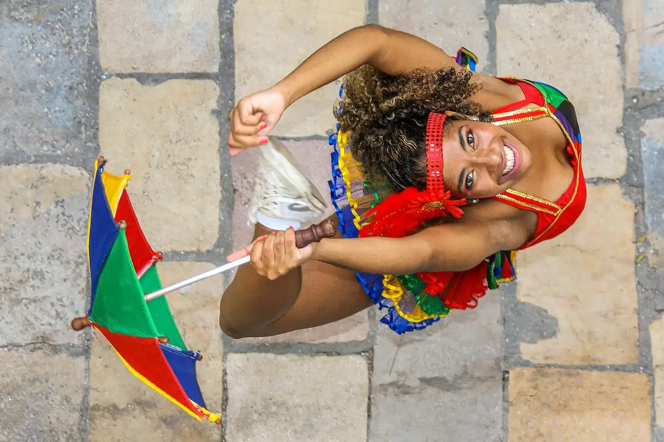 Frevo x Maracatu: quais as diferenças entre os ritmos de Pernambuco