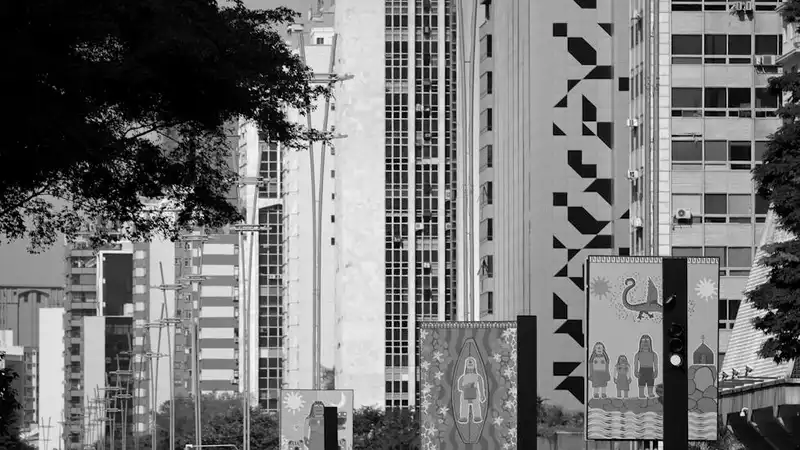 Gírias Paulistas Mais Usadas em 2026: Guia Essencial para SP