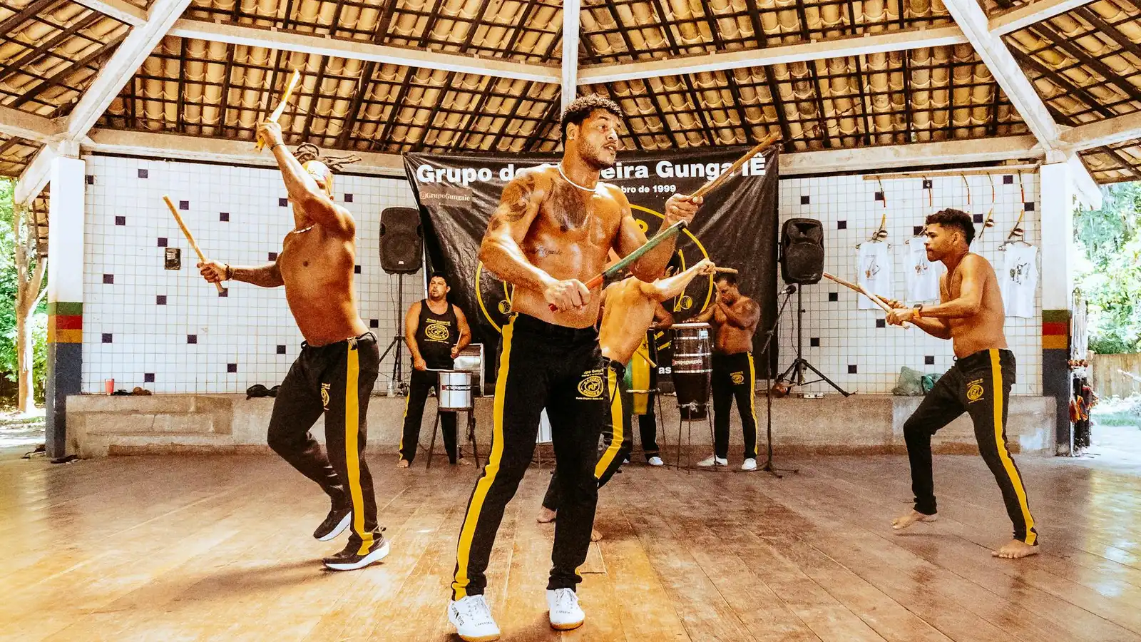História da Capoeira: Da Luta de Resistência ao Patrimônio Mundial