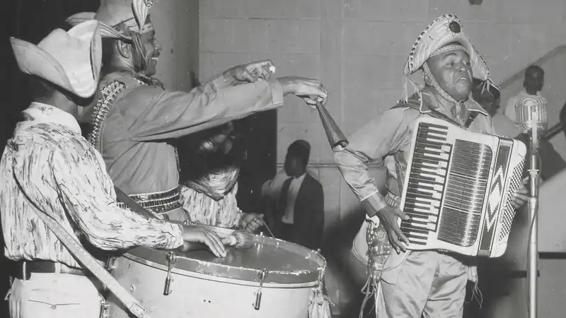 Luiz Gonzaga: A Biografia Definitiva do "Rei do Baião" que Tirou o Nordeste da Seca e o Levou ao Mundo