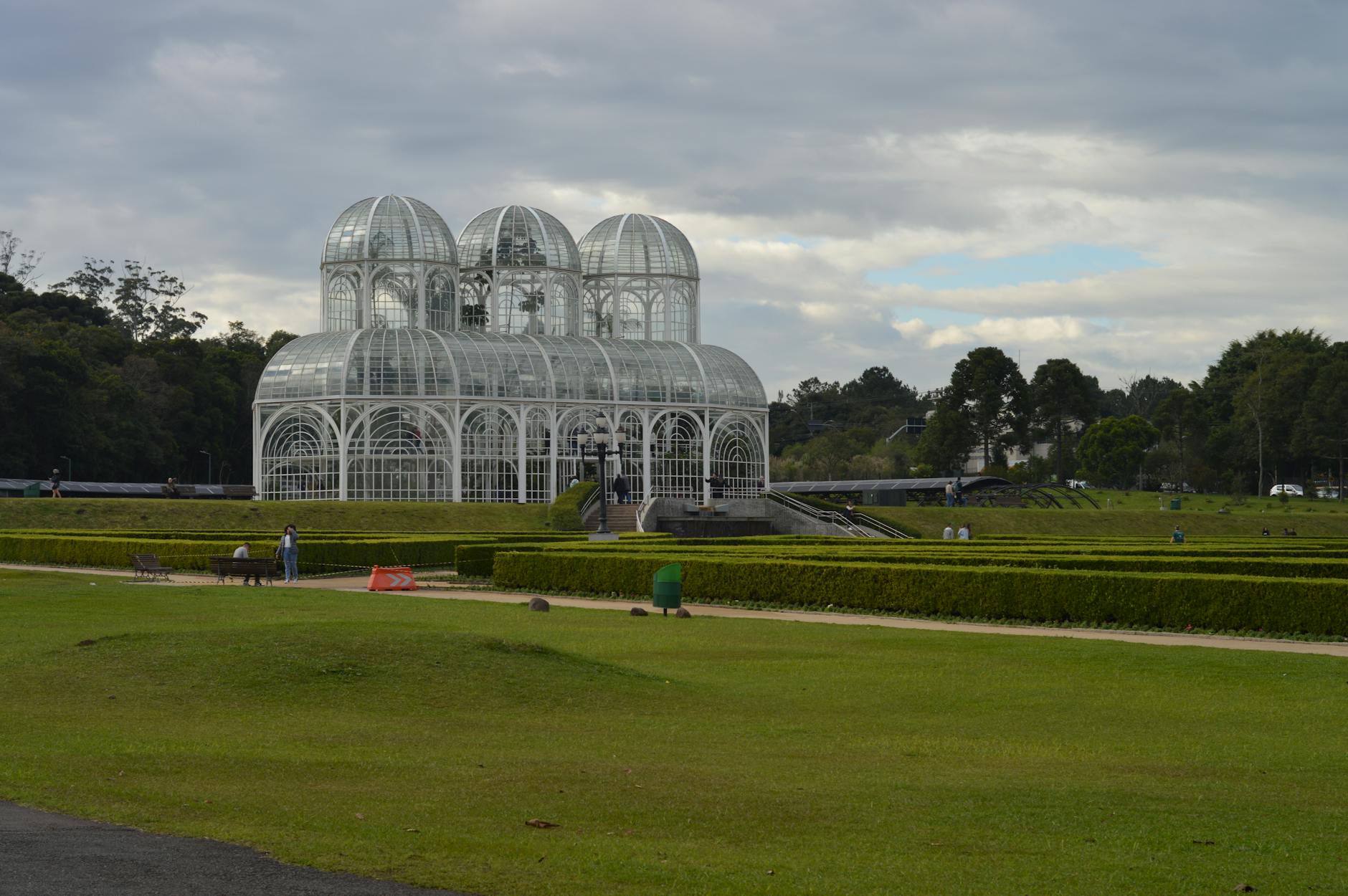 Curitiba: A Capital Ecológica do Brasil e Seus Segredos Sustentáveis