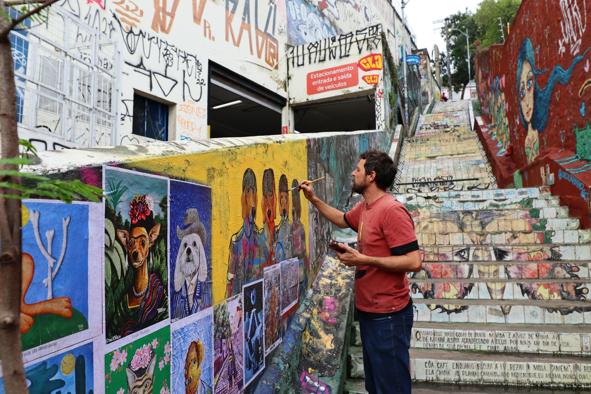 Dicionário do Brasileiro: 15 Gírias e Expressões Populares que Você Precisa Aprender